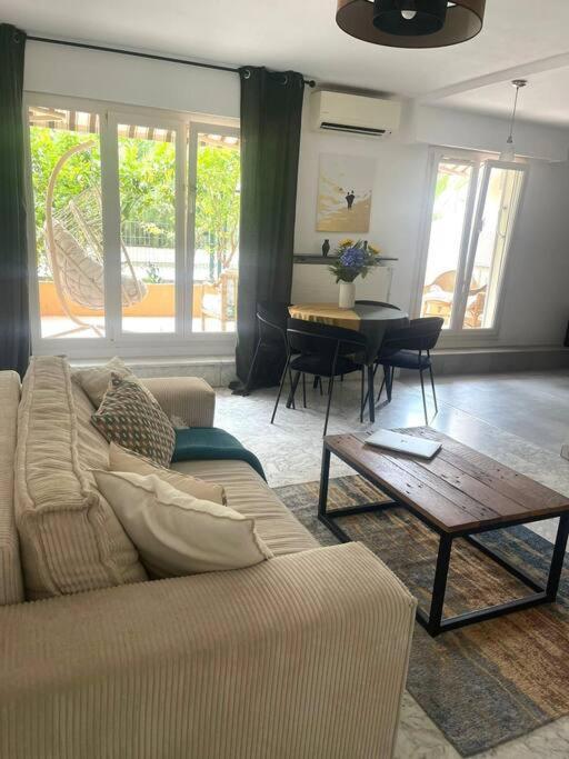 Cosy 2 P,A Deux Pas De La Plage, Calme-Parking Nice Luaran gambar