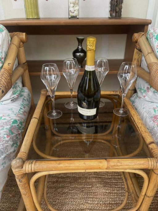 Cosy 2 P,A Deux Pas De La Plage, Calme-Parking Nice Luaran gambar